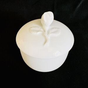 Vintage Germany Hutschenreuther Maria Theresia All White Roses Sugar Bowl w Lid